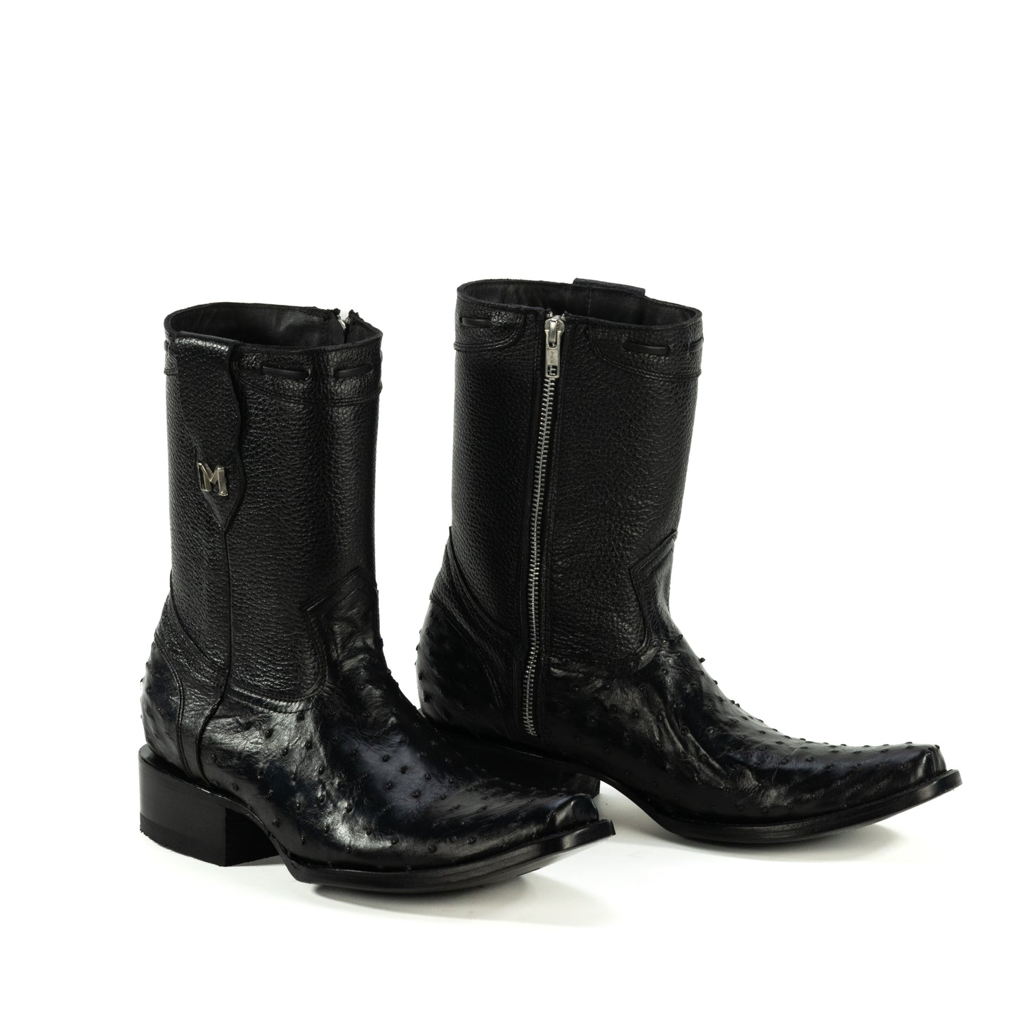 DILAN AVEZTRUZ NEGRO