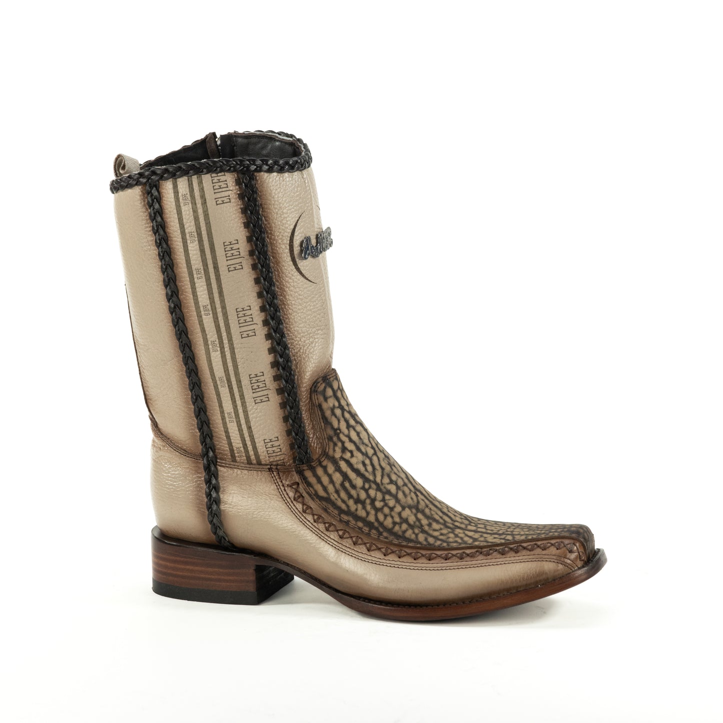 JEFE CUELLO DE TORO HUESO