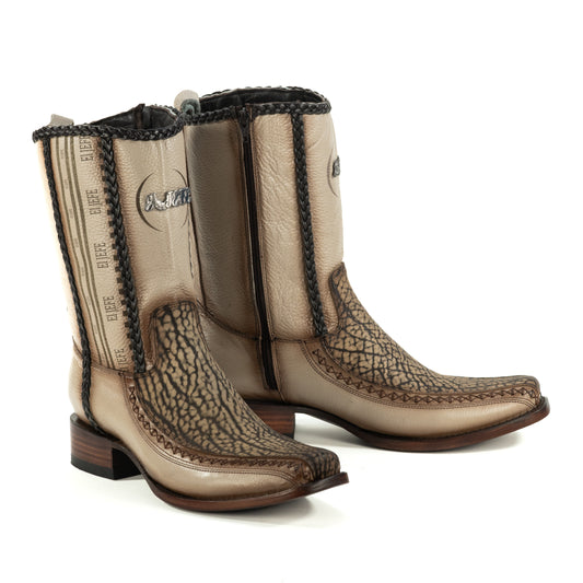 JEFE CUELLO DE TORO HUESO